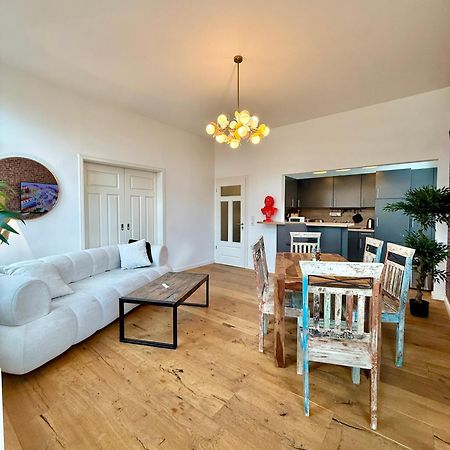 Modernes City-Apartment Mit Blick In Den Park Und 2 Baeder H9 Oldenburg Ngoại thất bức ảnh