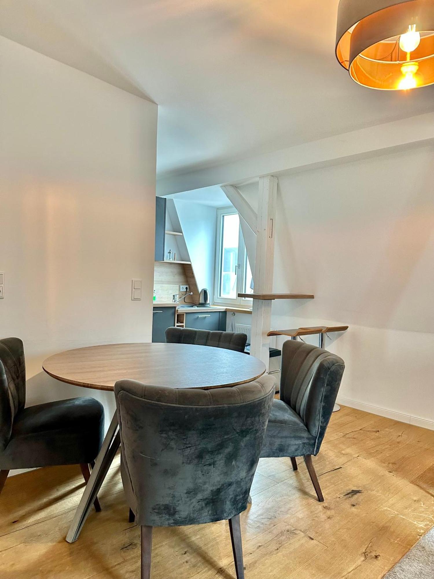 Modernes City-Apartment Mit Blick In Den Park Und 2 Baeder H9 Oldenburg Ngoại thất bức ảnh