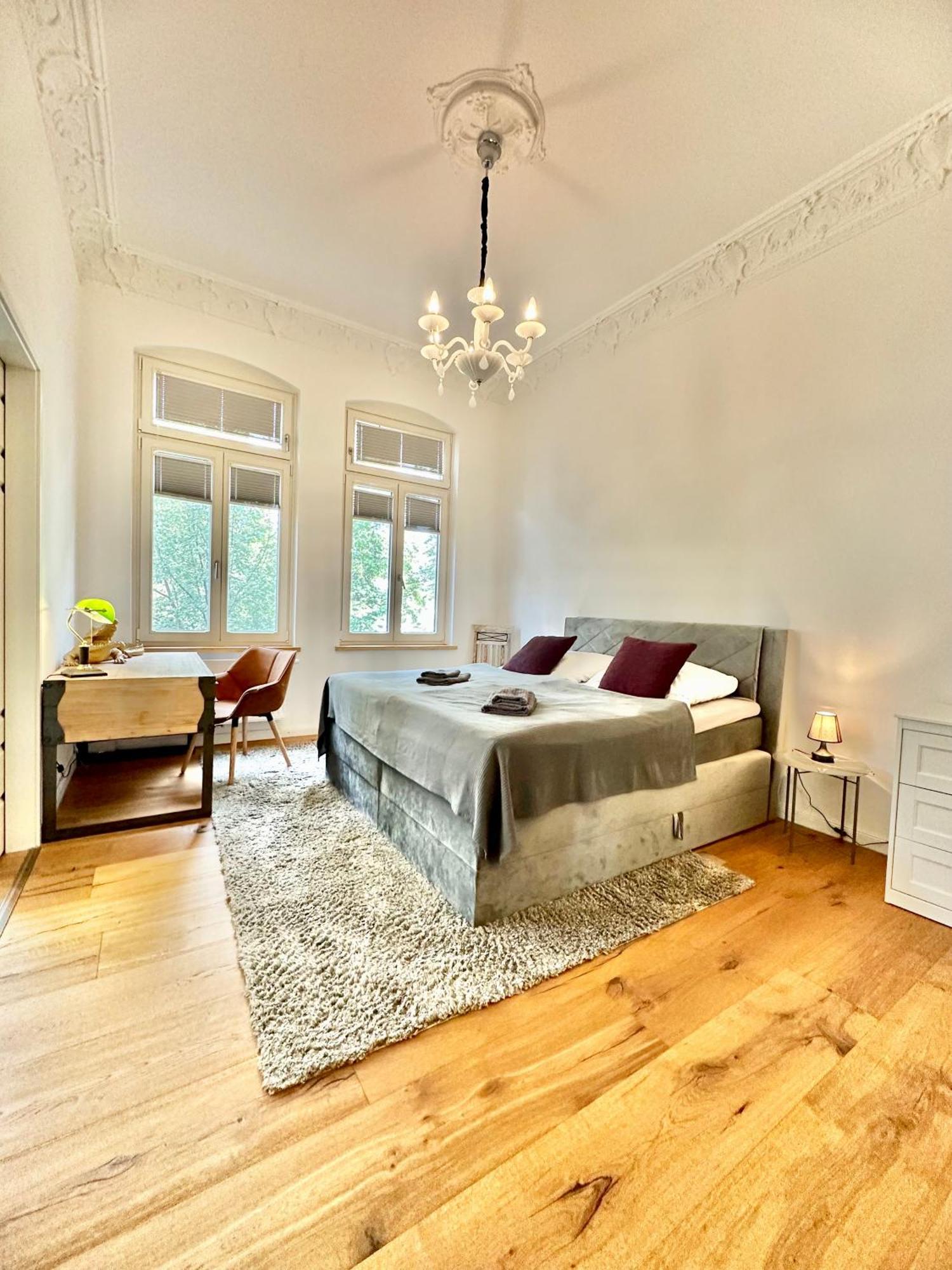 Modernes City-Apartment Mit Blick In Den Park Und 2 Baeder H9 Oldenburg Ngoại thất bức ảnh