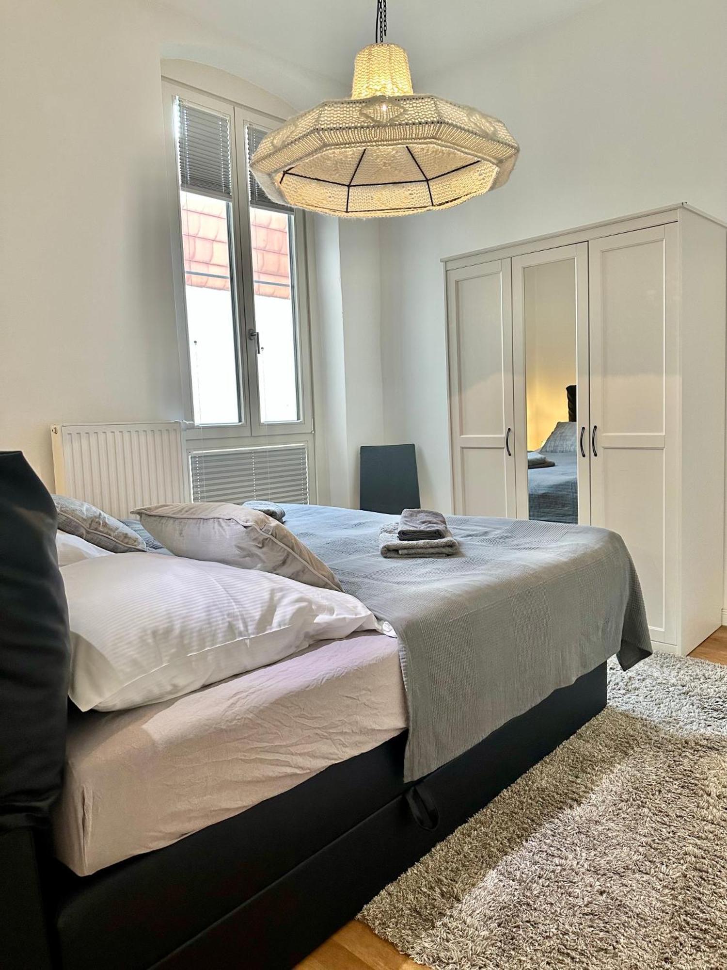 Modernes City-Apartment Mit Blick In Den Park Und 2 Baeder H9 Oldenburg Ngoại thất bức ảnh
