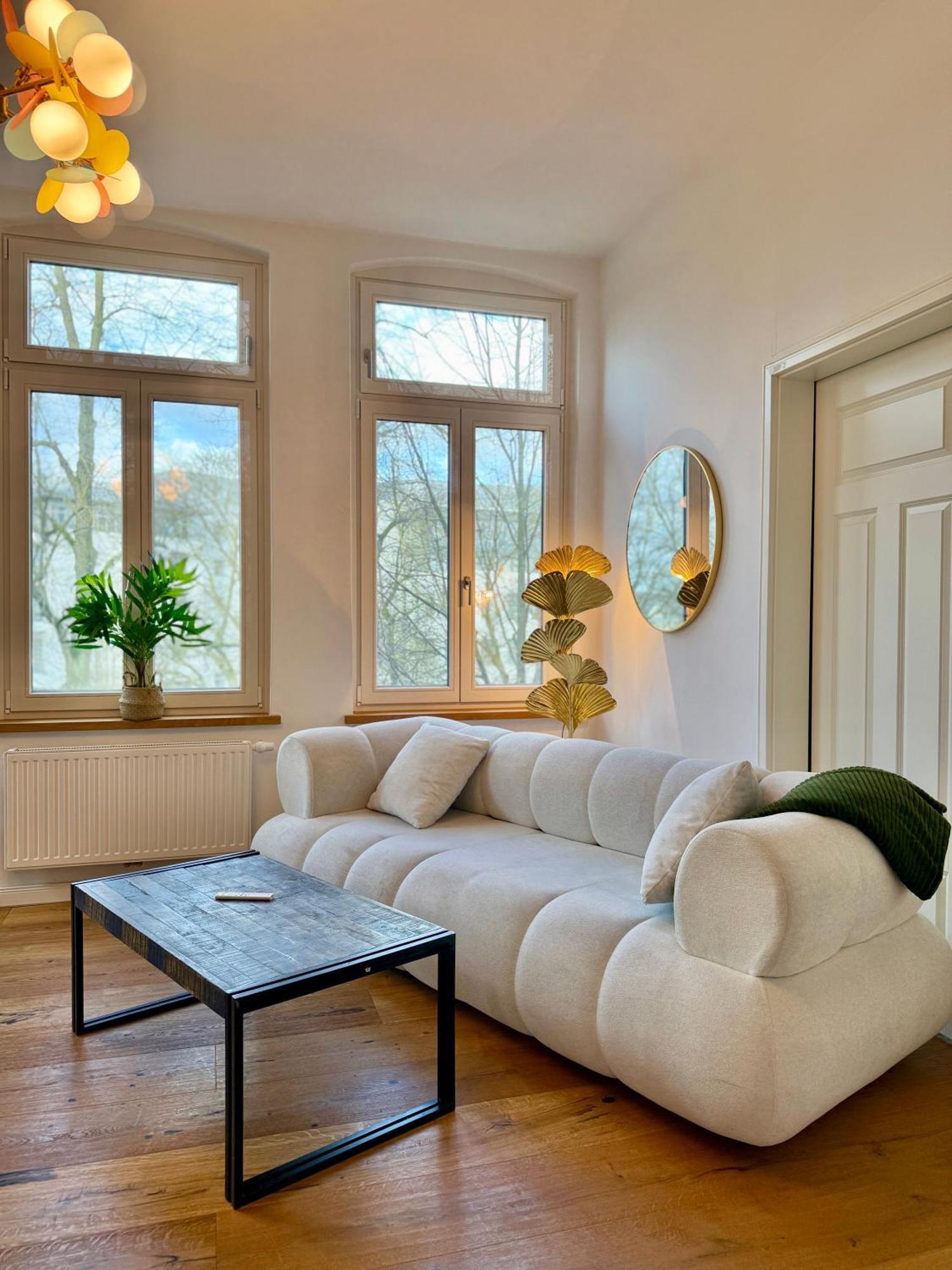Modernes City-Apartment Mit Blick In Den Park Und 2 Baeder H9 Oldenburg Ngoại thất bức ảnh