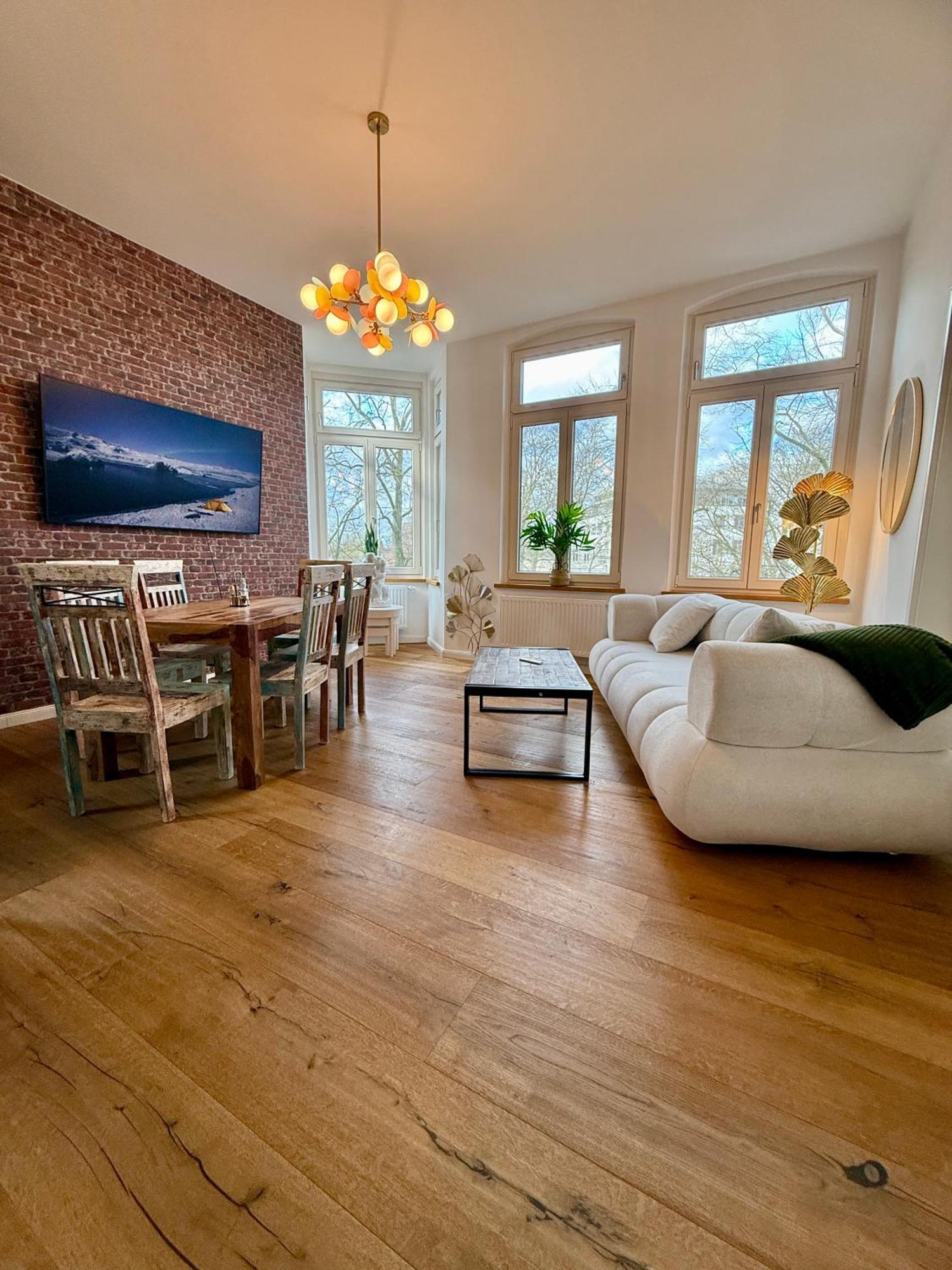 Modernes City-Apartment Mit Blick In Den Park Und 2 Baeder H9 Oldenburg Ngoại thất bức ảnh